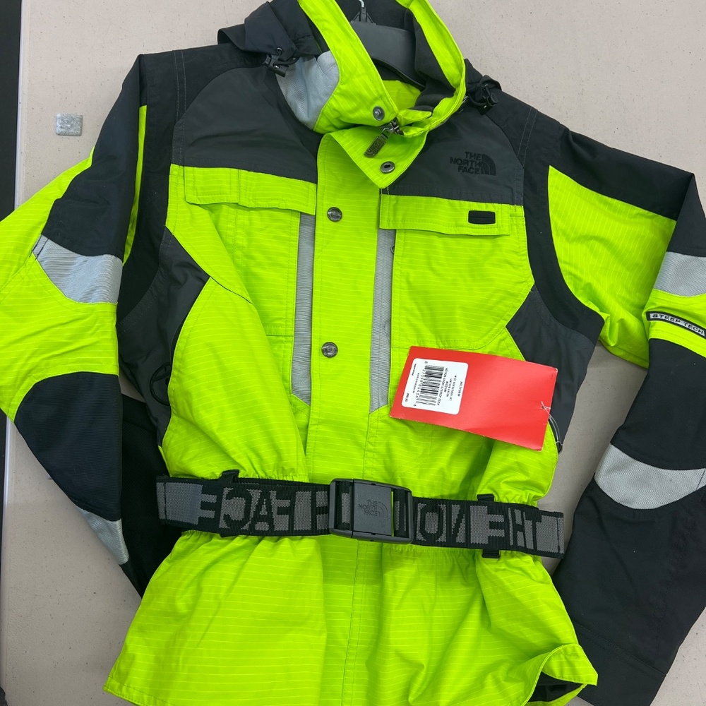 North Face Rendezous Jacket - Picture 4 of 4